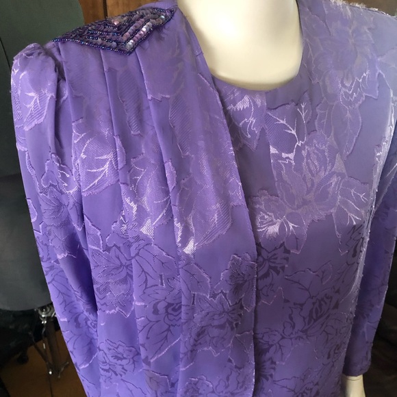 Gorgeous Vintage Dress - Picture 6 of 10